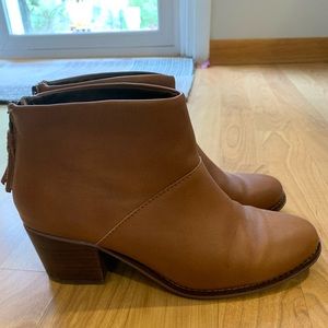 Toms Leila Bootie Size 6.5